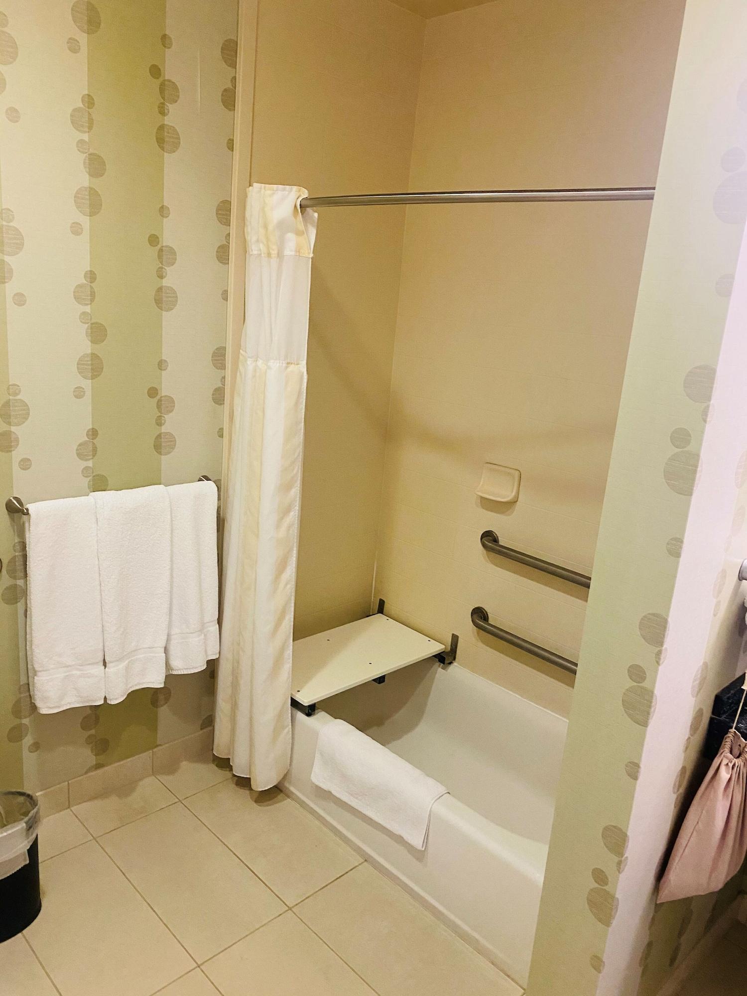 Hilton Garden Inn Ft Worth Alliance Airport Roanoke Extérieur photo
