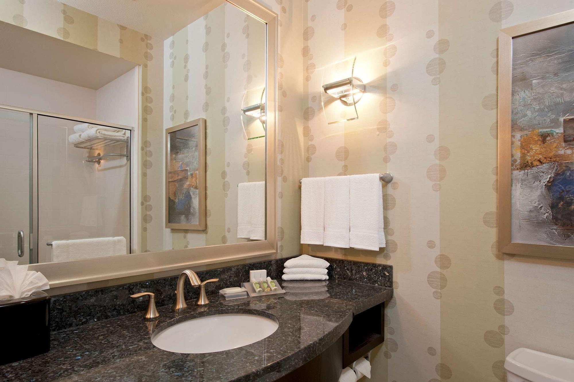 Hilton Garden Inn Ft Worth Alliance Airport Roanoke Extérieur photo