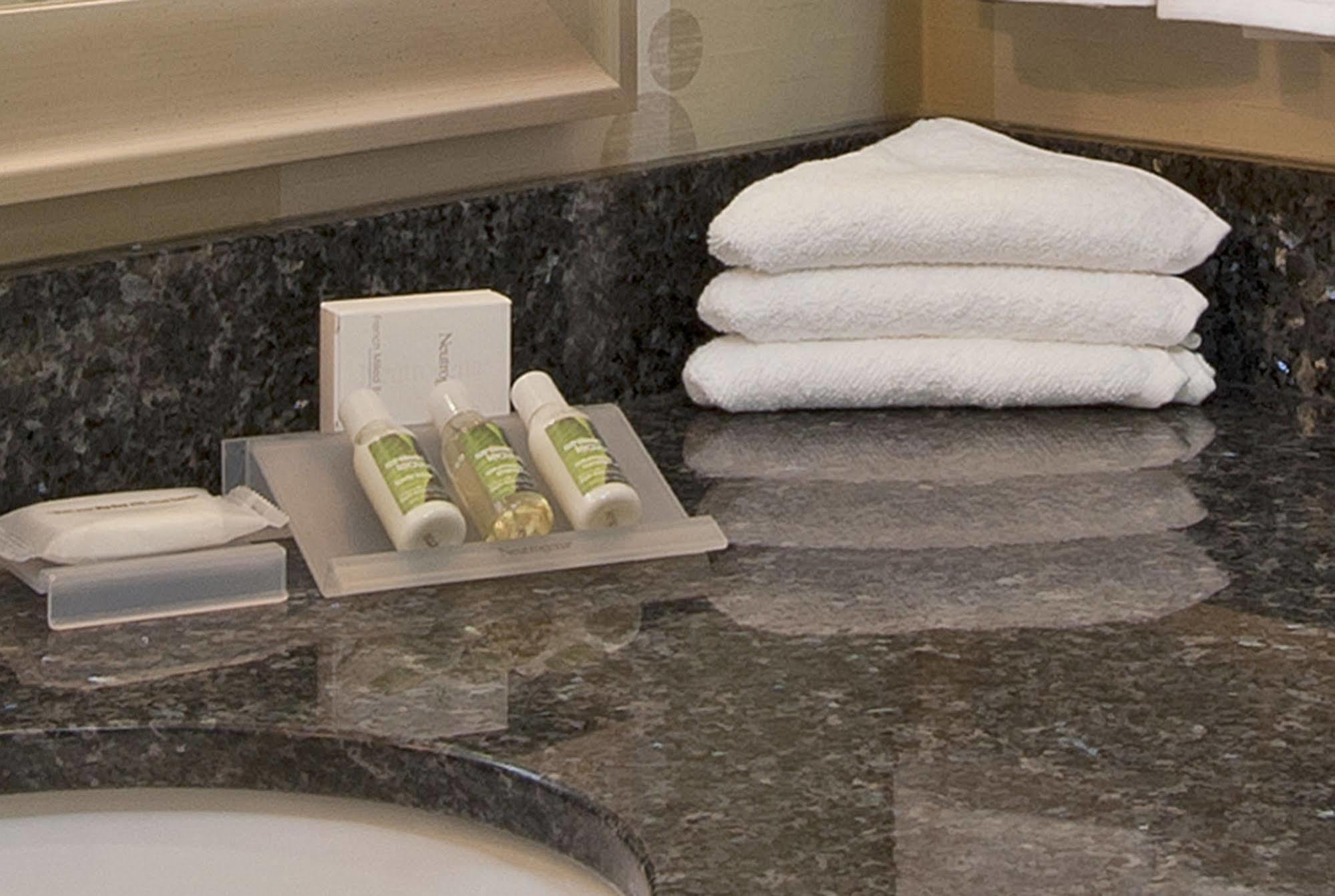 Hilton Garden Inn Ft Worth Alliance Airport Roanoke Extérieur photo
