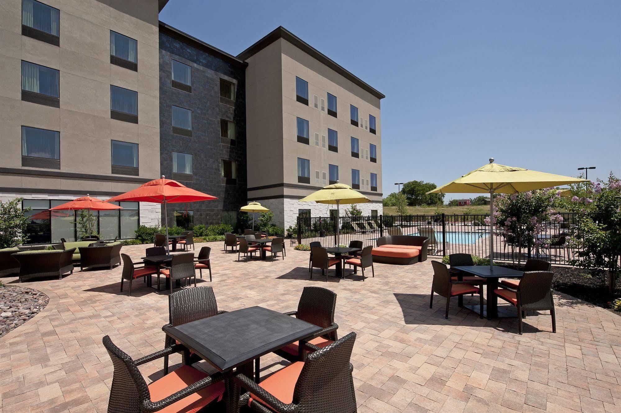 Hilton Garden Inn Ft Worth Alliance Airport Roanoke Extérieur photo